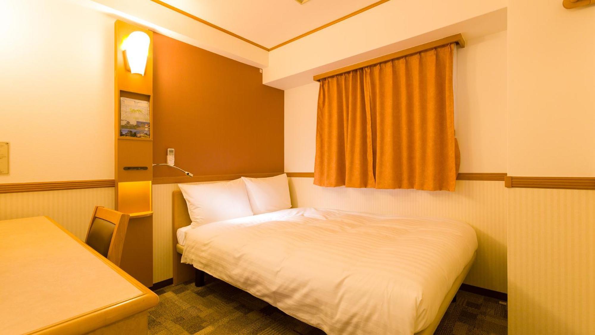 Toyoko Inn Kawasaki Ekimae Shiyakusho-Dori Habitación foto